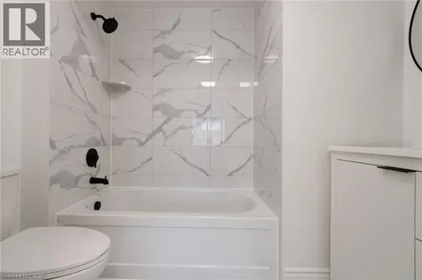 1114 Lindsay Drive Oakville ON L6M 3B4