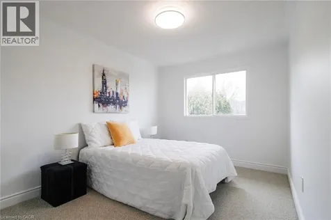 1114 Lindsay Drive Oakville ON L6M 3B4