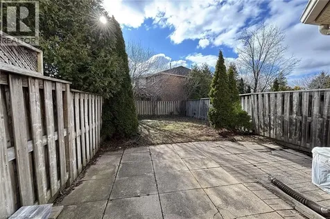 1114 Lindsay Drive Oakville ON L6M 3B4