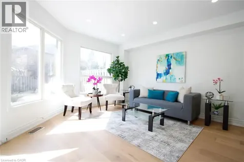 1114 Lindsay Drive Oakville ON L6M 3B4