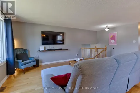 42 Oak Avenue Petawawa ON K8H 0B5