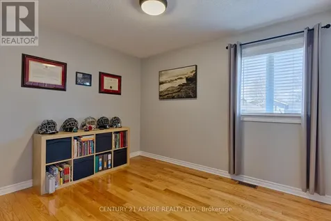 42 Oak Avenue Petawawa ON K8H 0B5