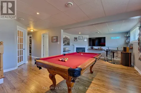 42 Oak Avenue Petawawa ON K8H 0B5