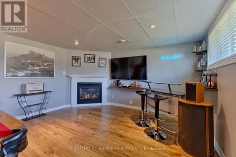 42 Oak Avenue Petawawa ON K8H 0B5