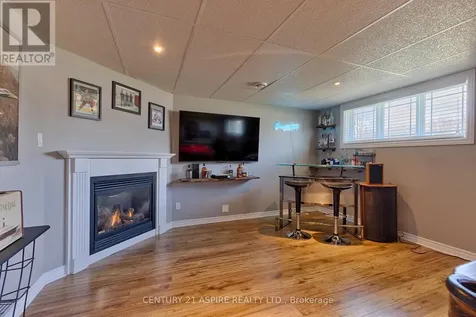 42 Oak Avenue Petawawa ON K8H 0B5