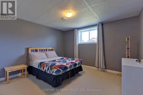 42 Oak Avenue Petawawa ON K8H 0B5