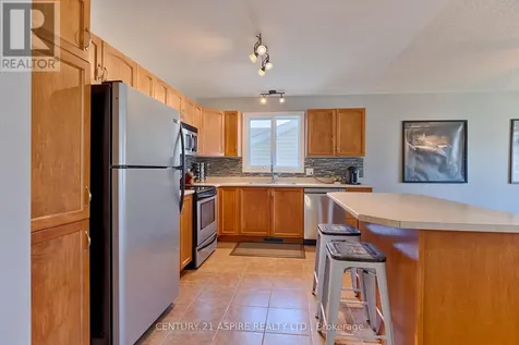 42 Oak Avenue Petawawa ON K8H 0B5