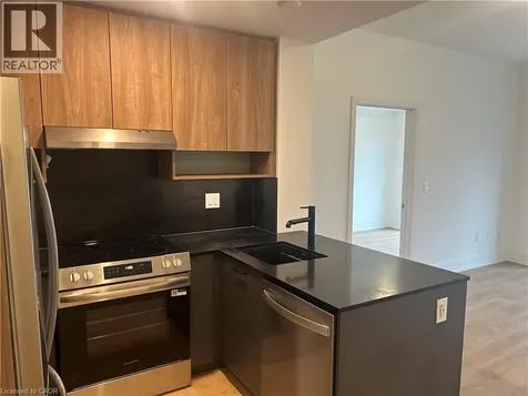 206 King Street West Hamilton ON L8P 1A5
