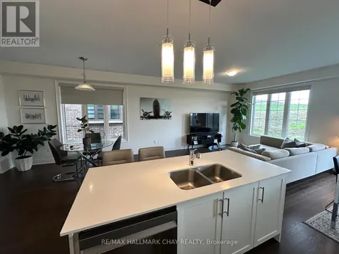 74 Phoenix Boulevard Barrie ON L9J 0P7
