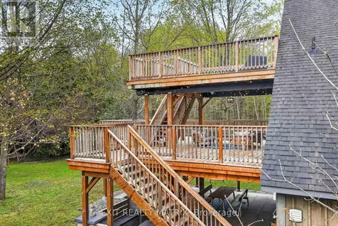 1461 Erbmill Lane Ottawa ON K0A 2P0