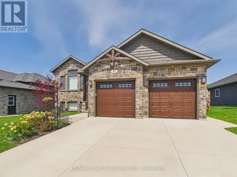 13 Lakefield Drive Kincardine ON N2Z 0C9