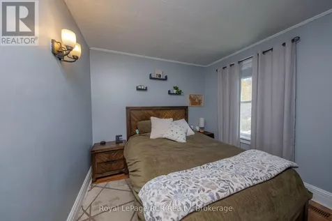 494 16th Street West Owen Sound ON N4K 4A4