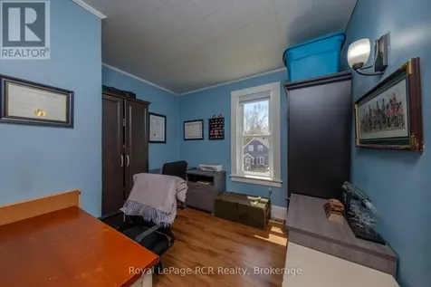 494 16th Street West Owen Sound ON N4K 4A4