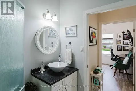 246 Grey Street South Saugeen Shores ON N0H 2L0