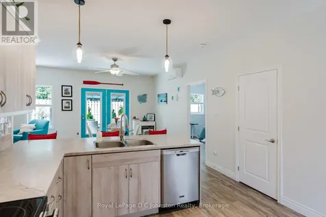 246 Grey Street South Saugeen Shores ON N0H 2L0