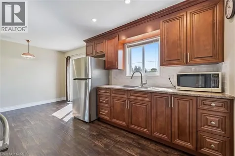 49 Overlea Drive Kitchener ON N2M 1S9