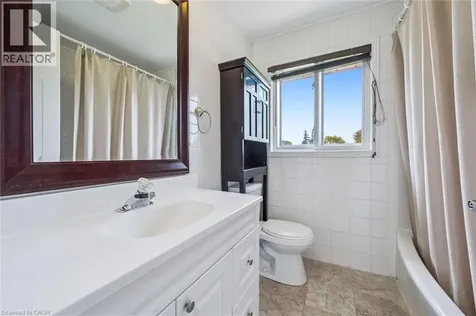 49 Overlea Drive Kitchener ON N2M 1S9