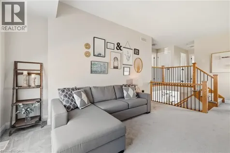 38 Sportsman Hill Street Kitchener ON N2H 5T3