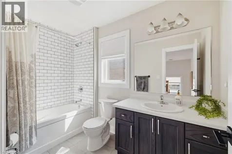 38 Sportsman Hill Street Kitchener ON N2H 5T3