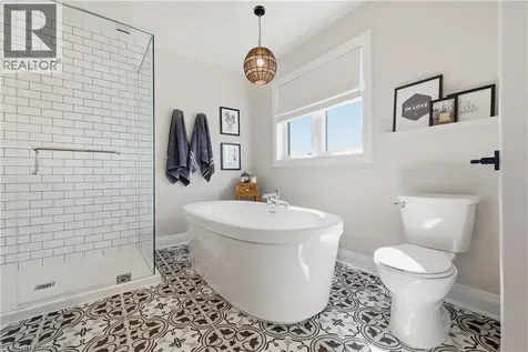 38 Sportsman Hill Street Kitchener ON N2H 5T3