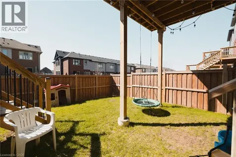 38 Sportsman Hill Street Kitchener ON N2H 5T3