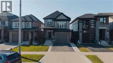 38 Sportsman Hill Street Kitchener ON N2H 5T3