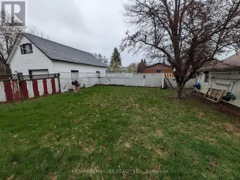 12 Doran Road Petawawa ON K8H 1P5