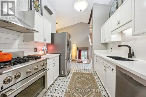 195 Middlebury Drive Waterloo ON N2T 2H6