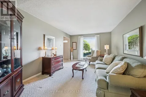 176 Westvale Drive Waterloo ON N2T 1C2