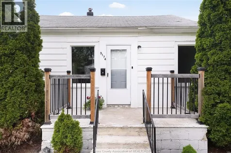 3174 Manchester Road Windsor ON N9C 1X8