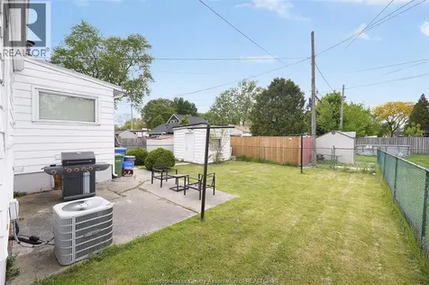 3174 Manchester Road Windsor ON N9C 1X8