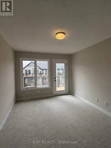 86 Ryan Reynolds Street Ottawa ON K4A 5T4
