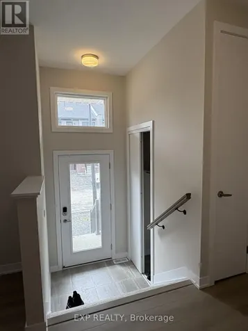 86 Ryan Reynolds Street Ottawa ON K4A 5T4