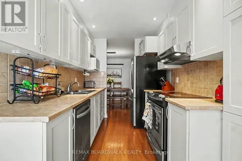 146 Marrissa Avenue Ottawa ON K1J 0A6