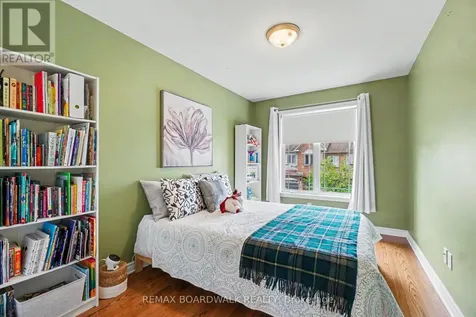 146 Marrissa Avenue Ottawa ON K1J 0A6
