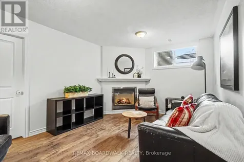 146 Marrissa Avenue Ottawa ON K1J 0A6