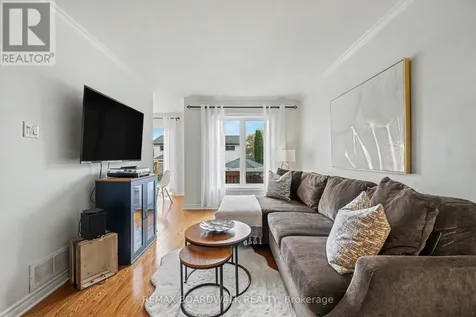 146 Marrissa Avenue Ottawa ON K1J 0A6