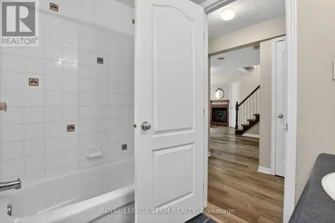 57 Wilderness Way Ottawa ON K2S 2E3
