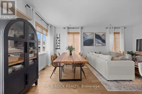 255 Trailsedge Way Ottawa ON K1W 0E8