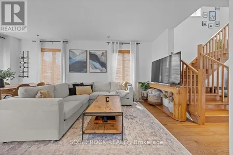 255 Trailsedge Way Ottawa ON K1W 0E8