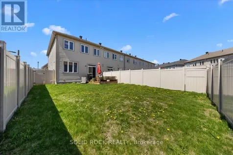 255 Trailsedge Way Ottawa ON K1W 0E8
