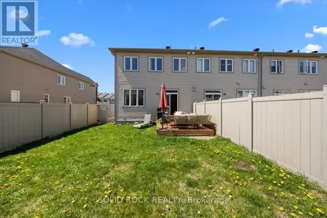 255 Trailsedge Way Ottawa ON K1W 0E8