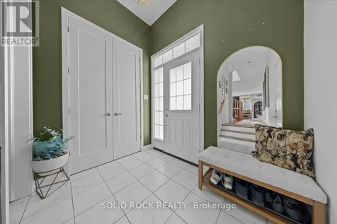 255 Trailsedge Way Ottawa ON K1W 0E8