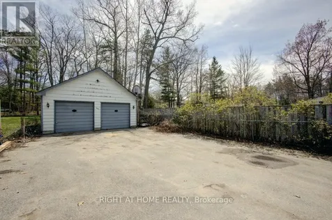 1865 River Road West Wasaga Beach ON L9Z 1L1