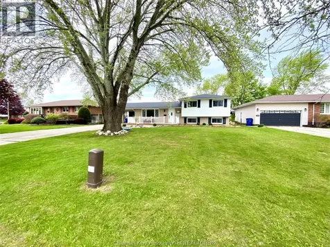622 Sandra Crescent Wallaceburg ON N8A 2C6