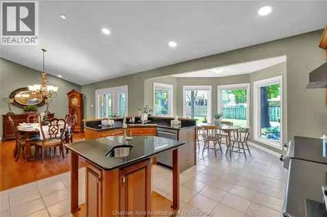 27 Cramar Crescent Chatham ON N7M 6G3