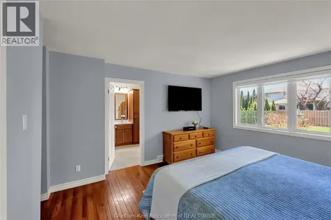 27 Cramar Crescent Chatham ON N7M 6G3