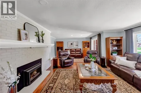 27 Cramar Crescent Chatham ON N7M 6G3