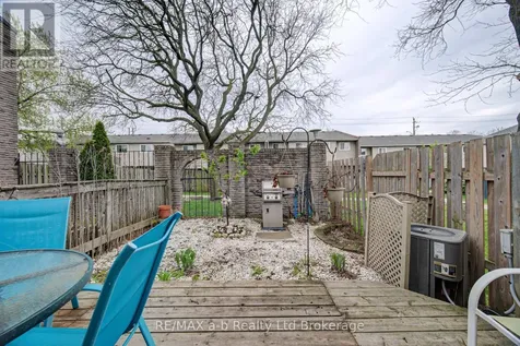 224F Harvard Place Waterloo ON N2J 4G2