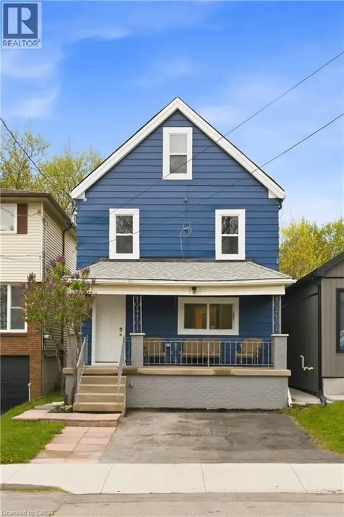 94 East 35th Street Hamilton ON L8V 3Y1